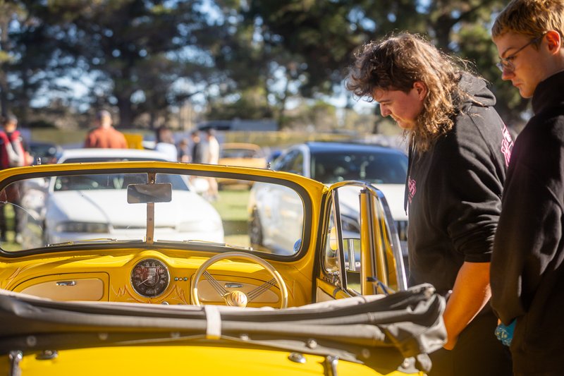 Cars & Coffee 06